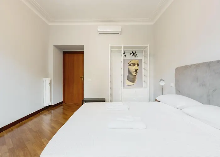 Domus Mazzini 157 * רומא